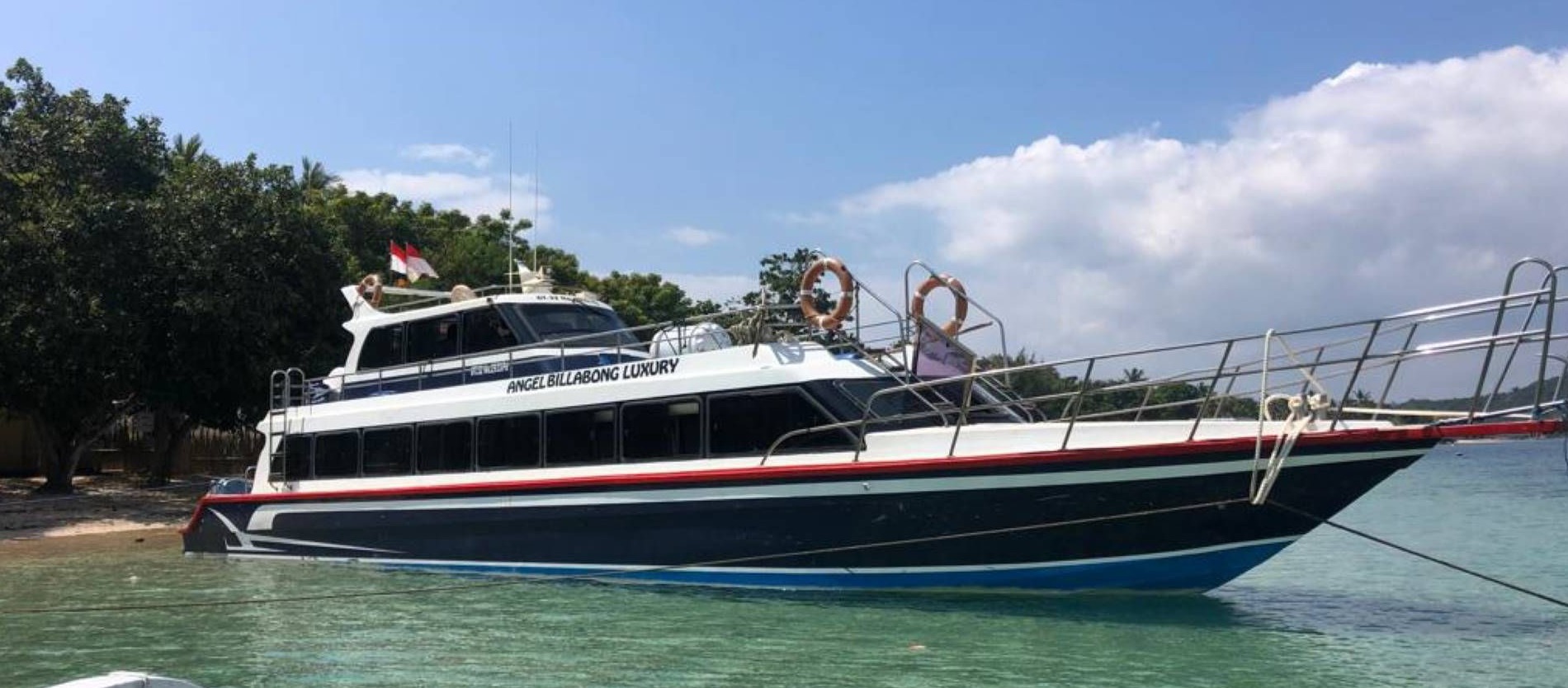 Angel Billabong Fast Cruise teknenin tam görünümü